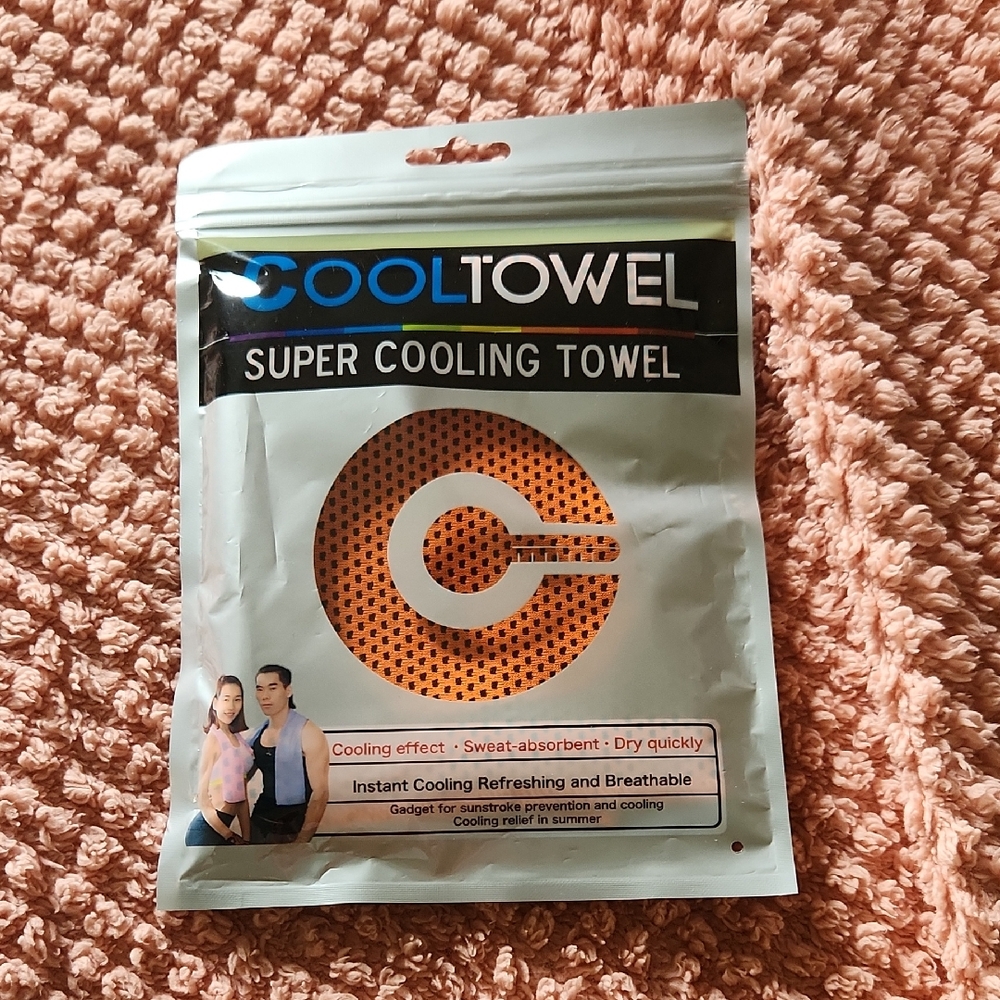 Super Cooling Towel - Black and Orange
